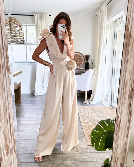 Leni™ | Jumpsuit mit Wasserfall-Ausschnitt